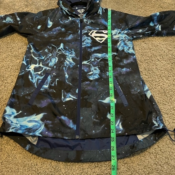 Disney her universe Superman track suit (jacket and leggings ) size medium - Picture 11 of 14
